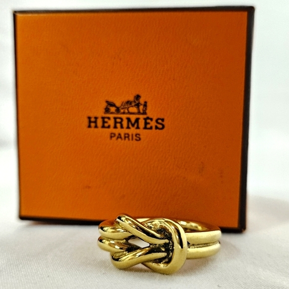 Hermès Atame Knotted Scarf Ring In Gold - Picture 1 of 11